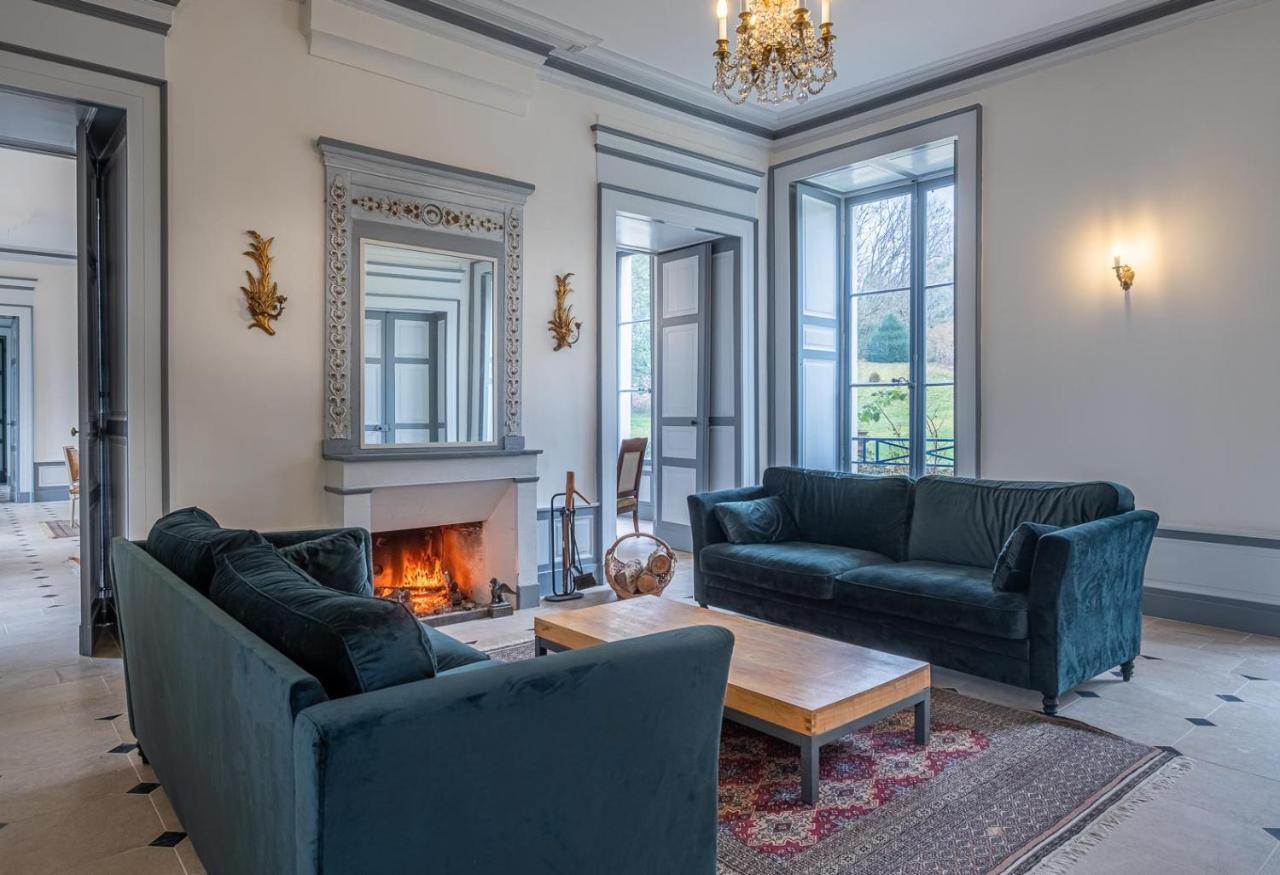 Chateau De Charnizay Eksteriør bilde
