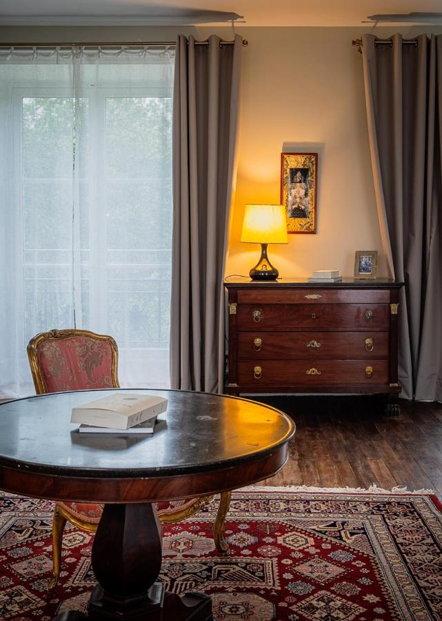 Chateau De Charnizay Eksteriør bilde